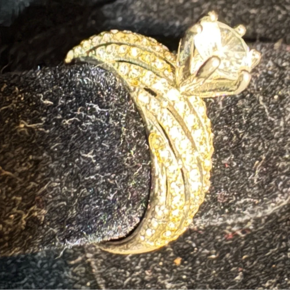 Source Unknown Gold and Silver Women's Ring